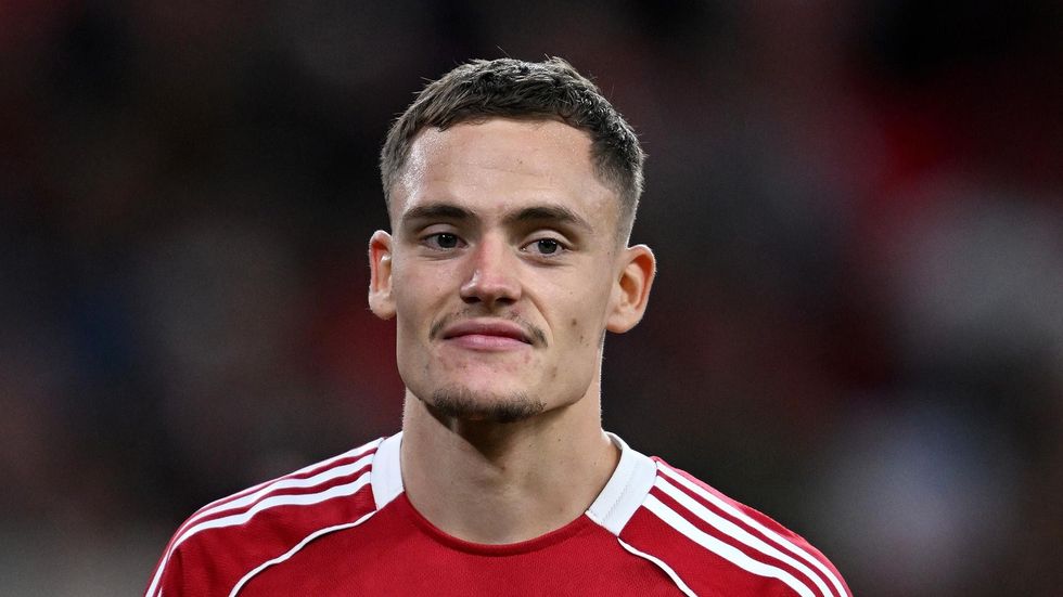 Chelsea mban në vëzhgim Florian Wirtz, por mohon kontaktet për yllin e Liverpoolit