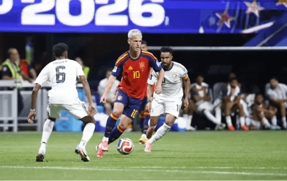 Dani Olmo udhëheq ritmin e Spanjës