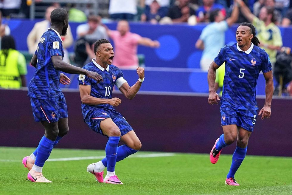 Mbappe udhëheq Francën drejt suksesit ndaj Irakut në sfidën katërorëshe