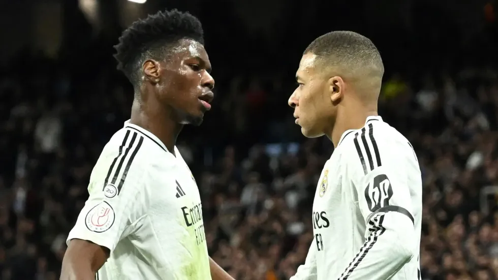 Real Madridi hap derën për shitjen e Aurelien Tchouamenit, Manchester United futet në garë