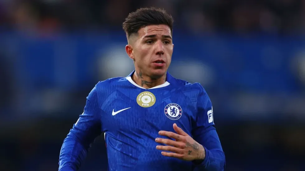 Real Madridi mban në fokus Enzo Fernandezin, Bouaddi mbetet alternativa e dytë