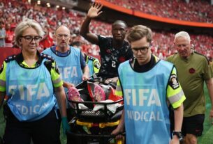 FIFA merr vendim të prerë, pesë ndeshje pezullim për lojtarin që i theu këmbën yllit të Kanadasë