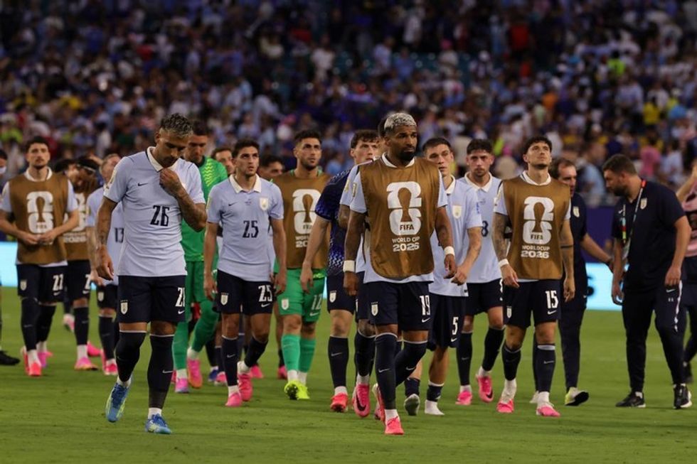 Tensione te Uruguai para duelit me Spanjën, Bielsa akuzon futbollistët se po kërkojnë largimin e tij