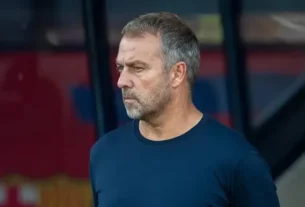 Brighton del në skenë për talentin e Barcelonës, ndërsa Flick ia lë të hapur largimin