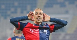 Mehdi Çoba rikthehet në futbollin shqiptar, Flamurtari zyrtarizon afrimin e ish-sulmuesit të Vllaznisë