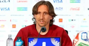 Modric komenton mundësinë e rikthimit të Mourinhos te Real Madridi: Le të mos më marrë në telefon