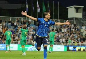 Gianluca di Marzio i kushton një profil Albion Rrahmanit: nga Podujeva te Venezia, sulmuesi kosovar pranë kalimit në Serie A