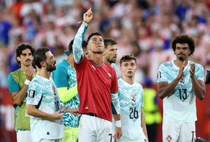 Ronaldo emocionon pas triumfit të Portugalisë me homazhin për Diogo Jotën