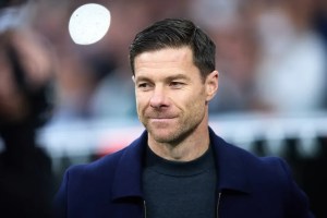 Xabi Alonso i kërkon Chelseat afrimin e Álvaro Carreras nga Real Madridi
