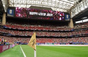 FIFA i bashkohet festimeve të Ditës së Pavarësisë së SHBA-së me ceremoni në stadiumet e Botërorit