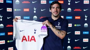 Sandro Tonali transferohet zyrtarisht te Tottenhami