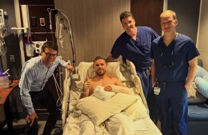 Jordan Henderson operohet me sukses pas dëmtimit të veçantë në Kupën e Botës